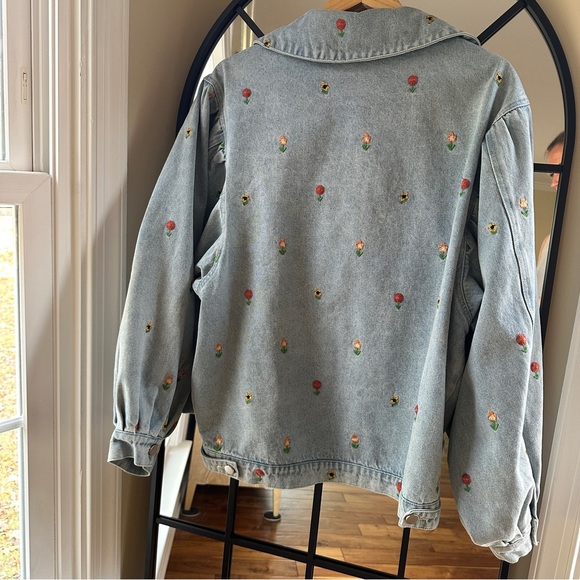 Floral Oversized Denim Jacket - Picture 3 of 4